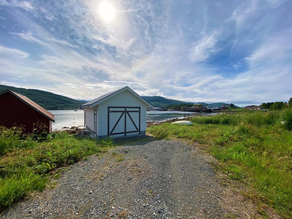 Visit Leif At Senja Apartment Gibostad Exterior foto