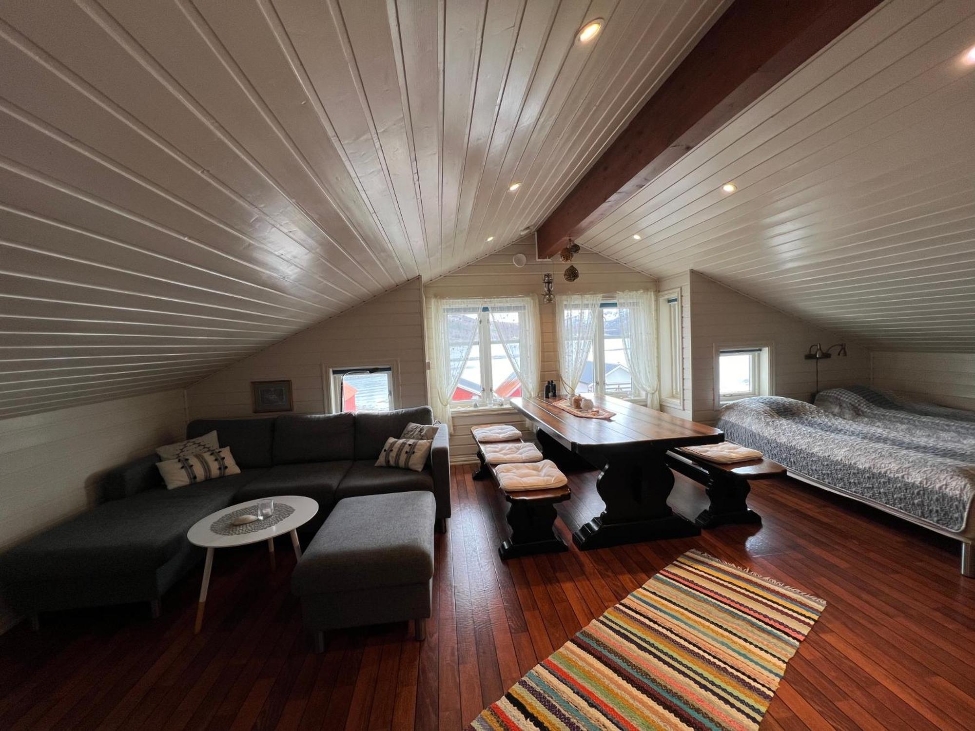Visit Leif At Senja Apartment Gibostad Exterior foto